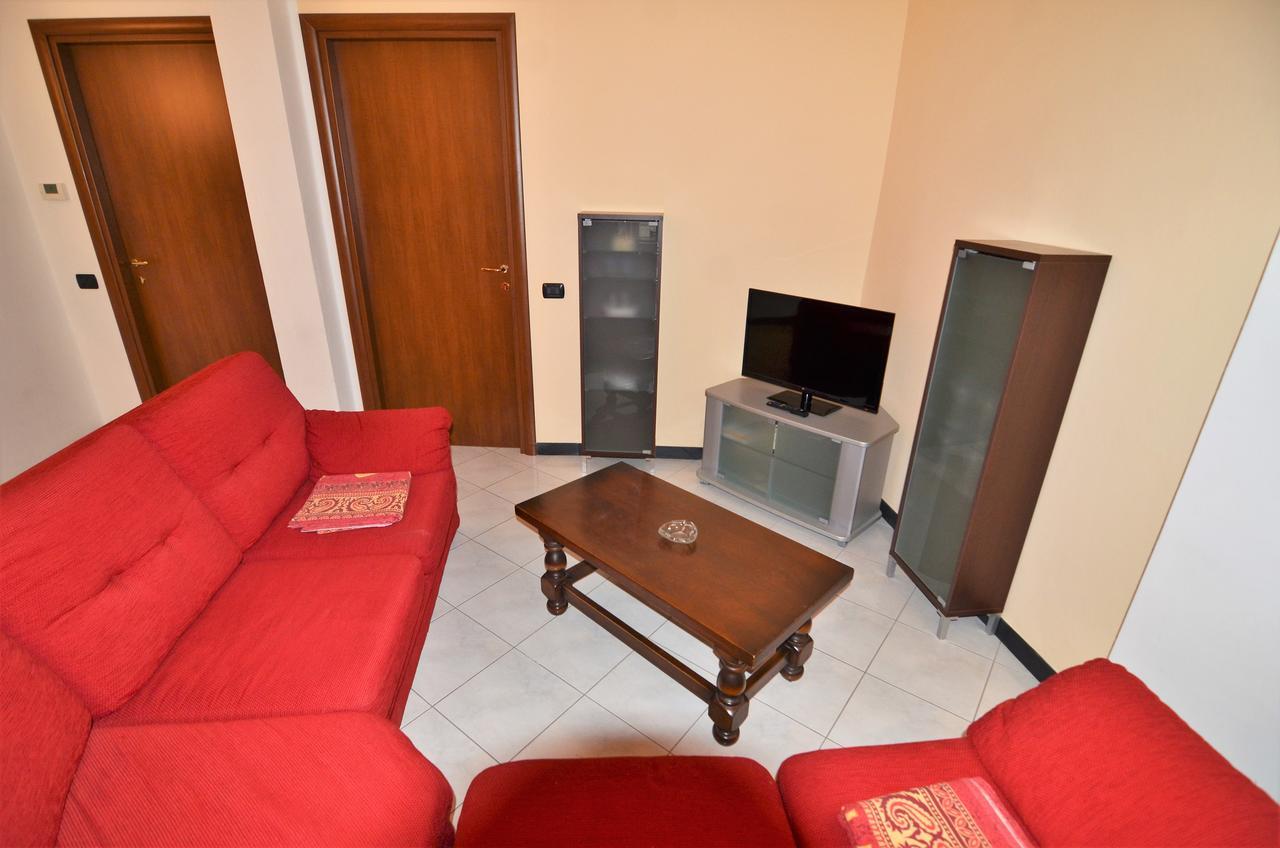 Elena Apartment Levanto Exteriör bild