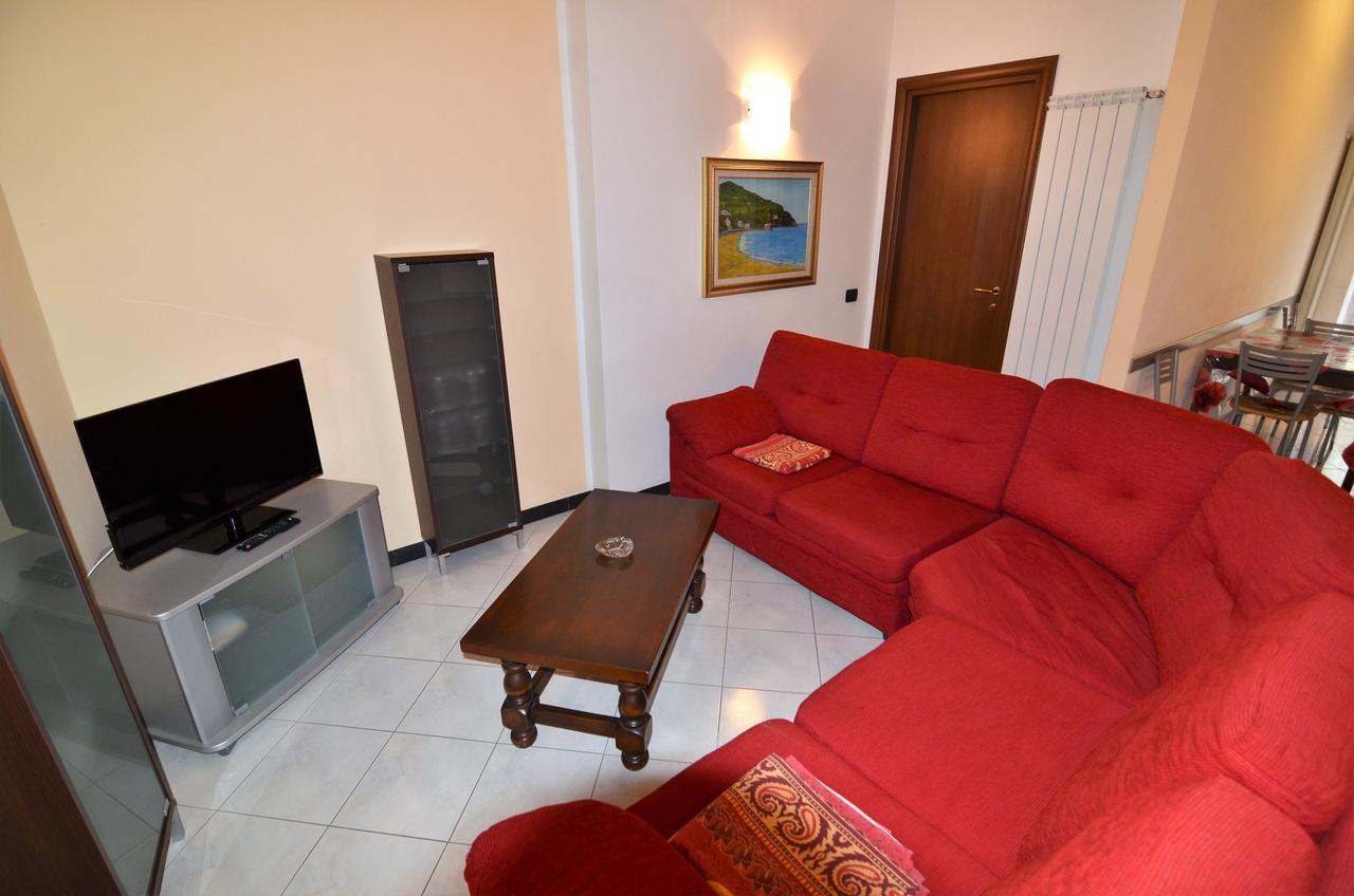 Elena Apartment Levanto Exteriör bild